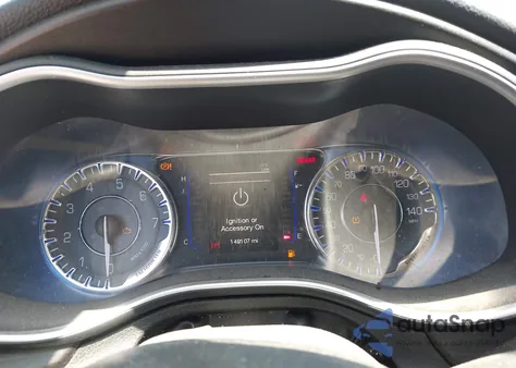 2015 Chrysler 200 Limited из США, поврежденный, VIN 1C3CCCAB6FN594048